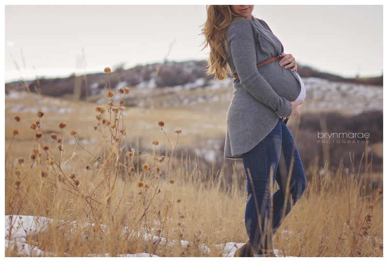 young-lone-tree-maternity-photography-250-Edit